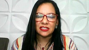 Namorada De Chico E Mamae Boazinha Shares Erotic Gay Moments