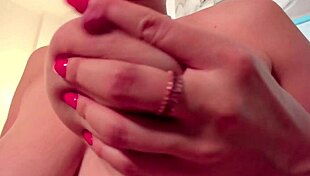 Stella Cardo uses her small camera to show off her wet pussy close-up.