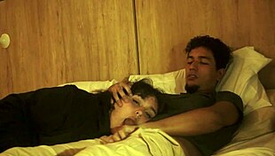 Mi Hermanastro Forces Pene in Mouth While Lying Down, Mercilessly Filling Me with Leche as His Putita