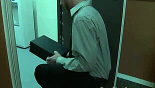 i'm loving this orgy with muscular hunks in hardcore anal fucking