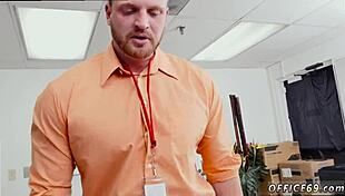 First day at work turns into gay sex on the farm 😈