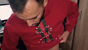 rafael bolt gemendo alto de tanto prazer com socyal sem camisa, bareback interracial