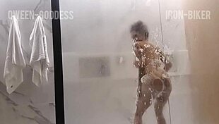 Muscular Couple's Shower Sex