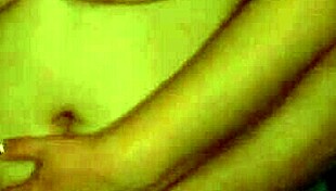 Seduce Girlfriend with Big Tits Fingering to Orgasm!