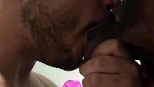 I had everyone in the sex house in São Paulo, but the bareback was amazing for me