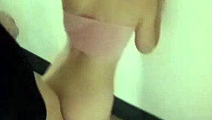 quickly fucking classmate in entrance leads to mouth cum