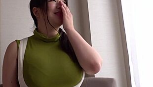 日本人爆乳モデルの秘蔵映像!