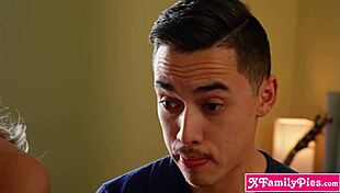 Stepbro Juan Loco is dying to fuck petite stepsister Haley Reed 😍