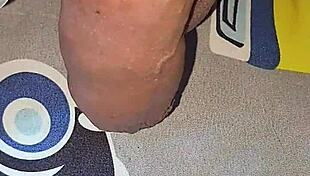 Dude, this Myanmar gay guy loves huge cocks with saline injections!