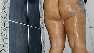 Chubby ebony mexican girl masturbates in bathroom squirting happily