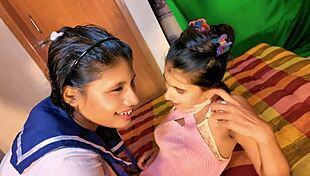 Damn! Sexy babes dominate threesome action in 2025!