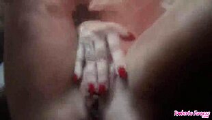 Roberta Farnese Gives Unforgettable Birthday Blowjob