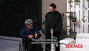 سكس مكس تقدم بنات دينيات غالي ديفا، كاري كاتشوندا، ولوري لوف في العمل