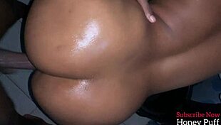 اشعر بسمكي داخل قلبك الضيق العميق