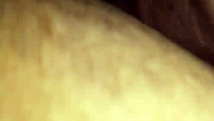 listen to that redbone wet pussy slappin'