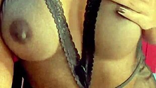 Enjoying Squirting Pussy Licking!