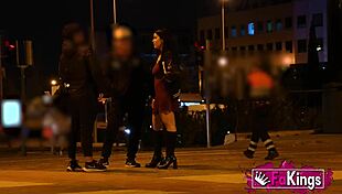 Amanda Luxor's public naughty adventure for a quickie