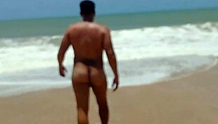 wife films alpha male humping and cumming on beach 😍