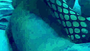 want a sexy footjob in nylons!