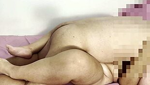 Pene Pequeno Suertudo Se Coge A Esta Madura Insaciable