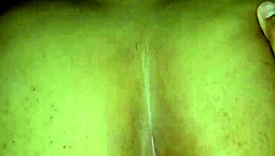 Neighborhood babe moans loudly during anal, turn up TV 😩