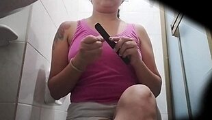 Madrastra caught on hidden camera peeing outdoors