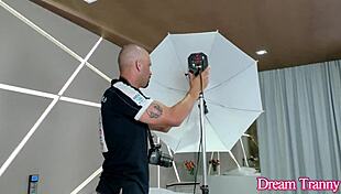 big ass tranny julia alves seduces lucky photographer