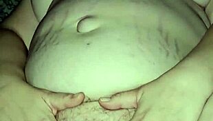 i'm a milf playin with my soft and cummin hard all over the place