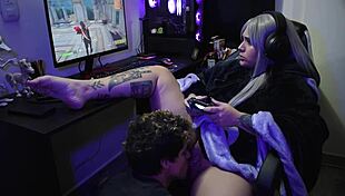 Alternative otaku gets fucked on the street while playing strip game