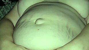 i'm a milf playin with my soft and cummin hard all over the place