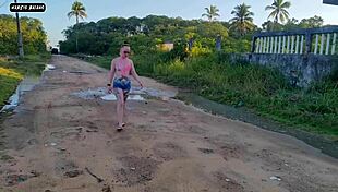 Surprised by masturbator, she gives anal and pussy without condom