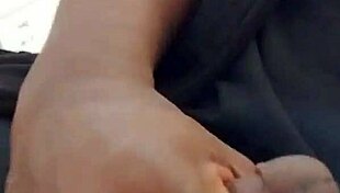 Solo session with dry skin leads to wet fantasy