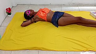 im learnin to suck n lick big cocks, im a bitch in heat