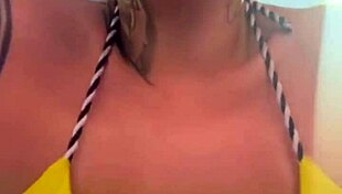 Training in tiny bikini at beach gym, pussy dripping wet 😍