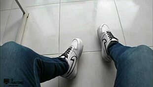 el sexo romantico matutino con una hermanastra brunette termino con creampie