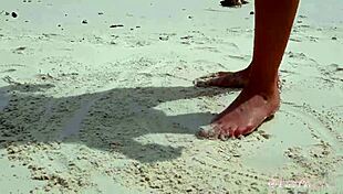 i'm lita phoenix starting thailand adventures, follow my twitter for more