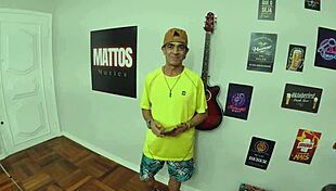 Old man fucks skinny big-ass girl in wild orgy backstage