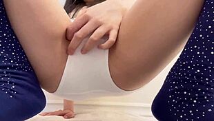 small opening requires careful expansion in cosplay setting