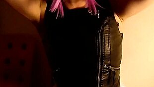 Nurse Lucy Diamond Twerks In Fishnets