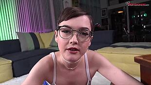 Pretty jade valentine loves licking and sucking that huge cock head