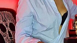 I Play With My Tight Pussy Watch How I Penetrate Myself With My Dildo And Cum Bluee Official