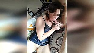 shaved pussy on public stream