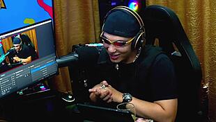 Martina Olivera in Public Glamour Sex Close-Up