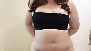 yo, look at nicole teasing her fat ass in the bathroom... damn girl!