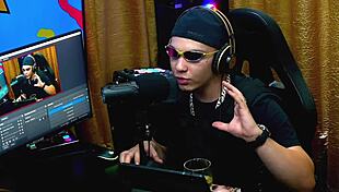 Martina Olivera in Public Glamour Sex Close-Up