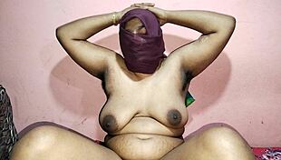 sharing a bed with stepmom and her friend leads to passionate fucking