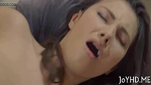 teeny lerans to enguf balls in contest