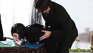 Does this teen 18+ want cum in mouth at office?