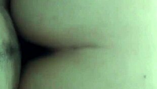 Homemade wife twerks horny and amateur