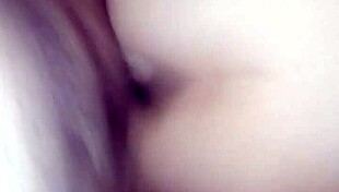 Homemade wife twerks horny and amateur